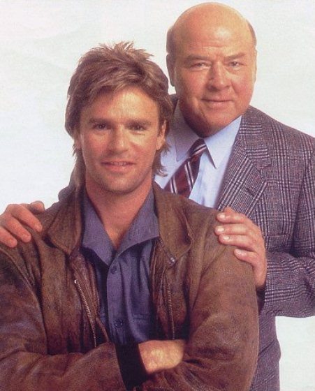 MacGyver and Pete Thornton (photo source: sitcomsonline.com)